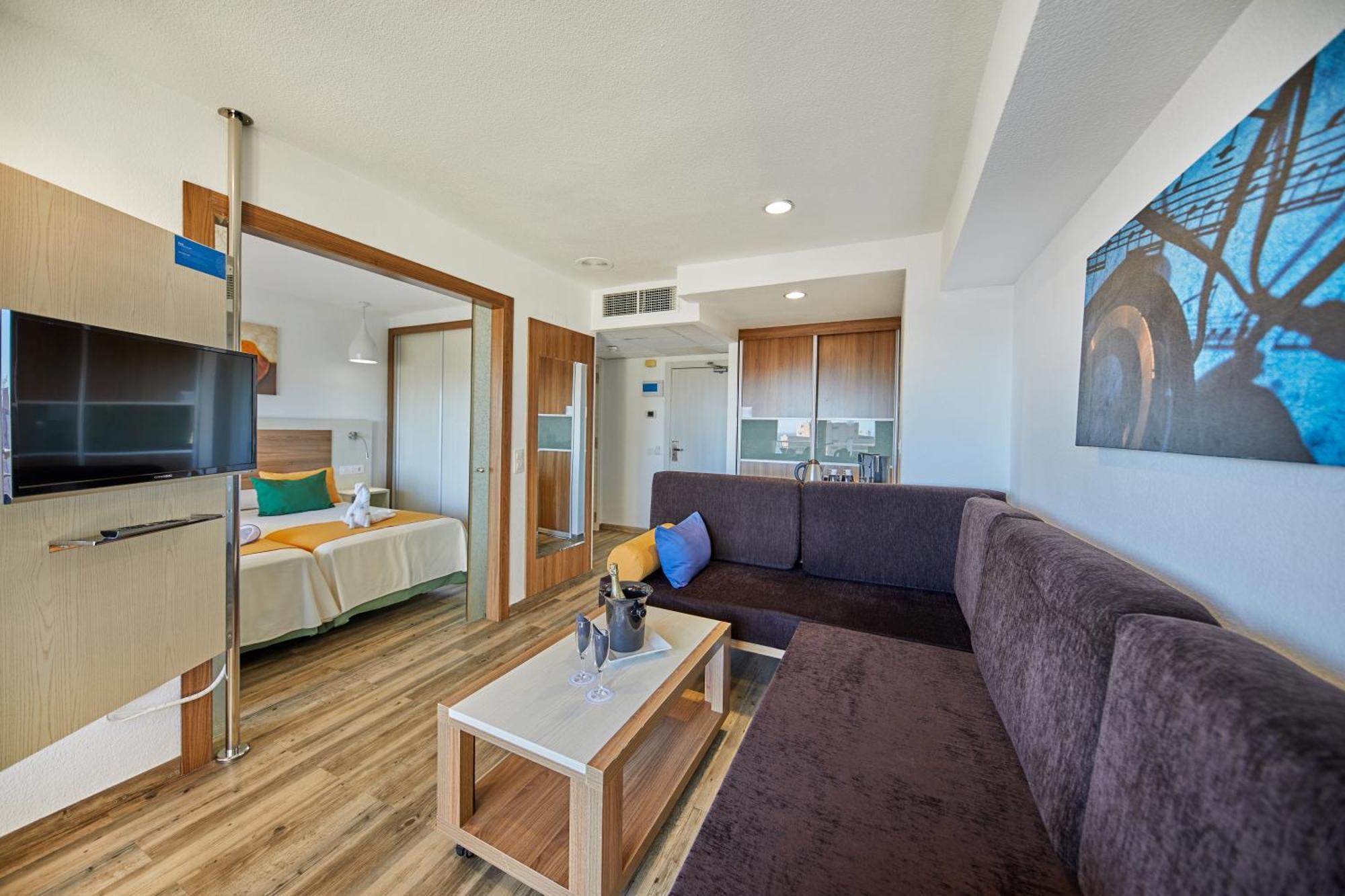 Sandos Benidorm Suites Quarto foto